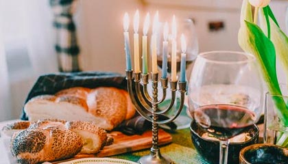 到现在我都还在想：别人都以为我装作没看见了，其实我在越想越清醒